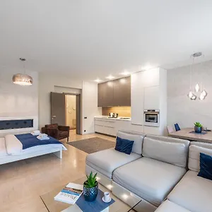 Apartment New Luxury Apt With Ac&parking In The Center Of, Prag